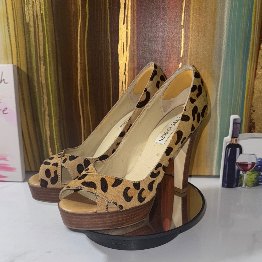 “SOLD” Steve Madden Glamorl Cowhair Leopard Platform Heels - Size 7M